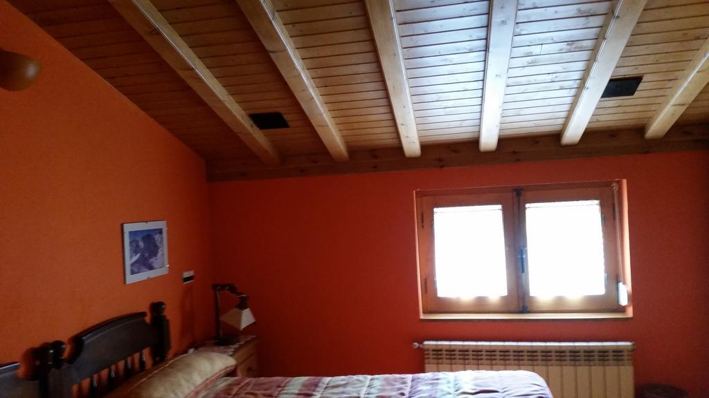 Casa Rural el Casillo del Abuelo Goyo Hostal Navarredonda Habitación foto